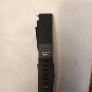 NWT Fitbit Versa 2 Original Black Silicon Replacement Men or Women Wristband